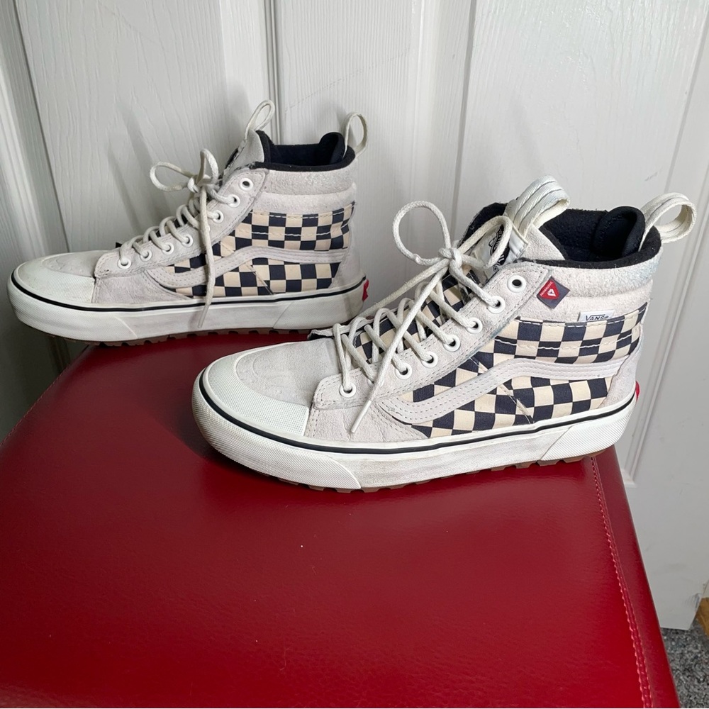 { Vans Winter Hightops } Sk8-Hi MTE 2 Checkerboard Marshmallow Shoes